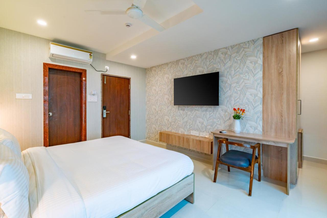 Harvey'S Hotels Hyderabad Exterior photo
